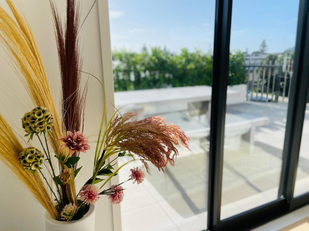 Deluxe Downtown Mount Maunganui Villa Ngoại thất bức ảnh